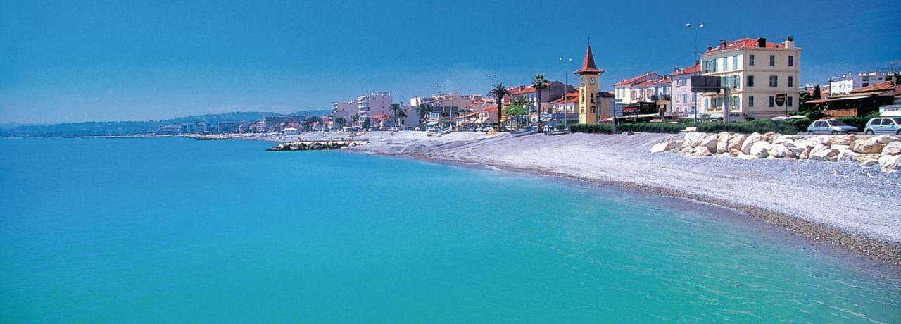 Grand Studio Tres Agreable Avec Bar, Cuisine Et Terrasse Cagnes-sur-Mer Bagian luar foto